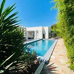Villa Le Week End *